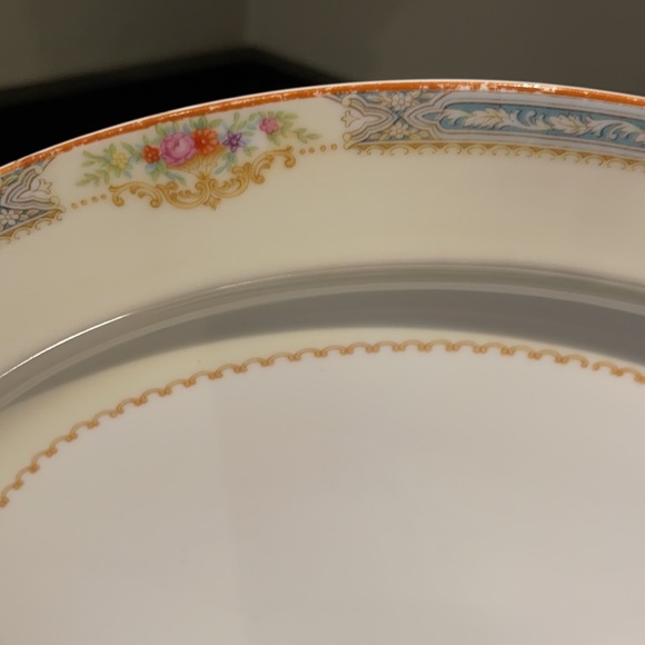 14-inch “Annette” Oval Serving Platter by ROSE China - Picture 2 of 11